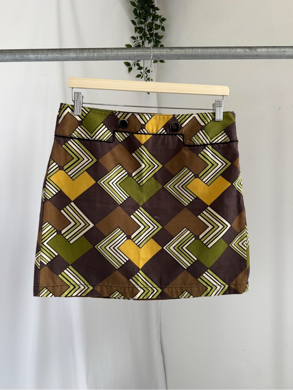 Retro mini skirt